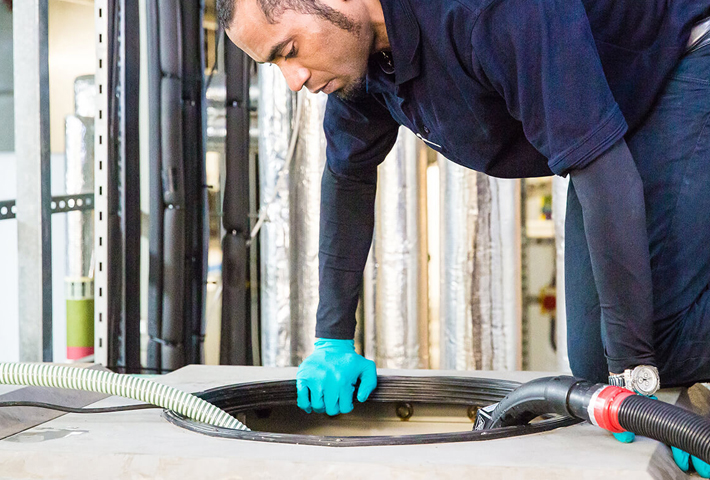 water tank cleaning services